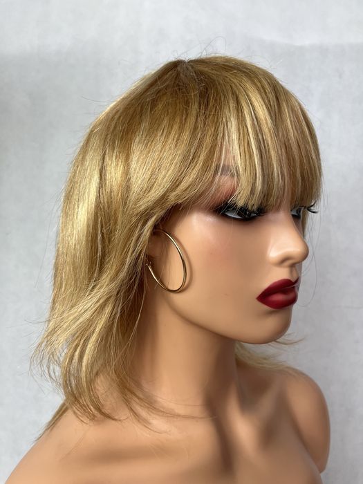 Peruka z grzywka blond balejaż cieniowana włosy naturalne