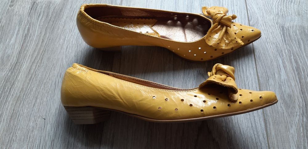 Nowe, żółte baleriny r 37