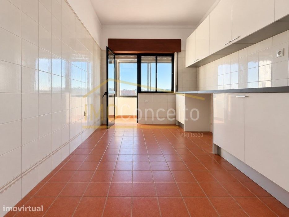 Apartamento T3 remodelado em Torres Novas