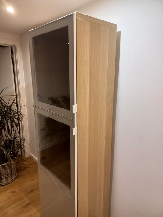 Móvel IKEA Besta em ótimo estado