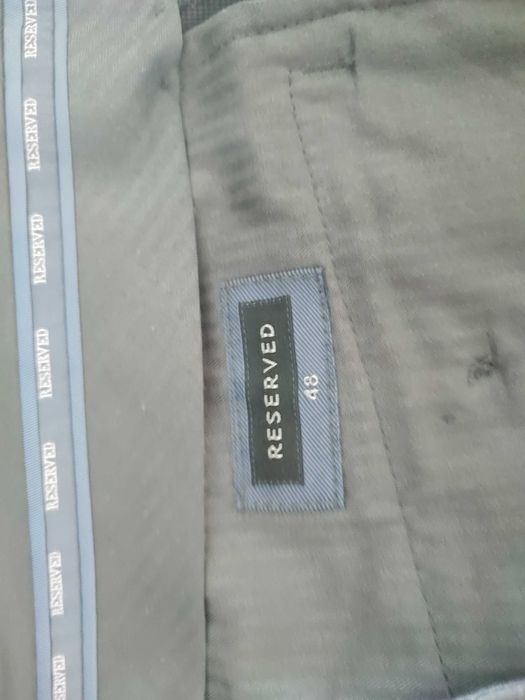 Garnitur Reserved szary Slim Fit – jak nowy