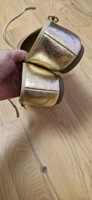 Baleriny 39 40 złote jak nowe
