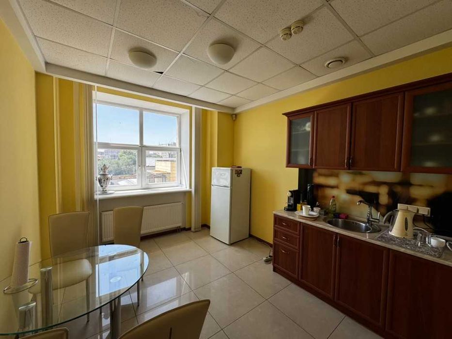 Продаж шикарний офіс у центрі Дніпра — 170 м², ЖК «Славія»