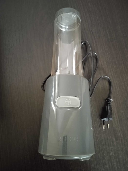 Blender stołowy Ricco, model BL1088-GS, 150 W, nieużywany