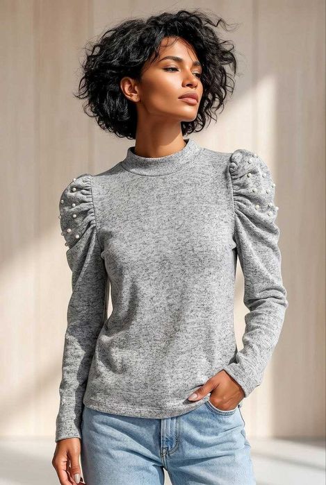 свитерок женский с бусинками на рукавах Zara, р. S