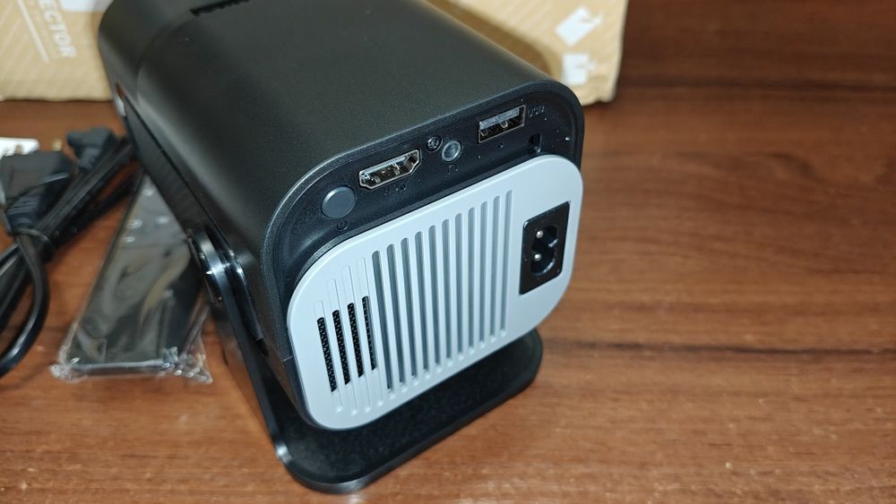 HY320 mini проектор led