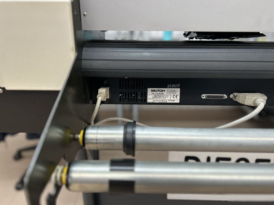 Plotter de corte Mutoh SC 1300487530349389434883