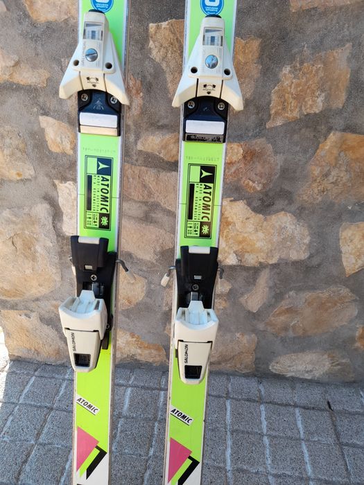 Ski neve atomic em bom estado 180m