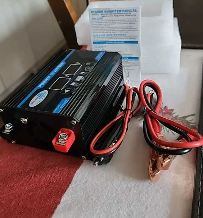 Универсальный инвертор Car Inverter 1000 Вт на 12 В с LED-дисплеем