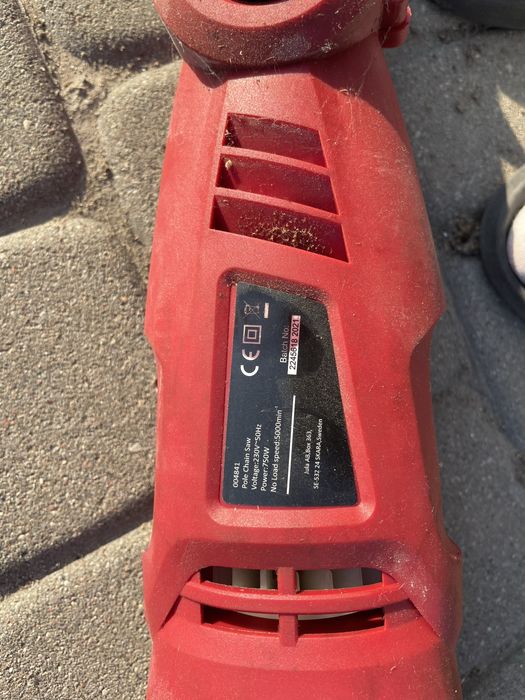 Elektryczna piła do gałęzi 750 W 240 cm Jula
