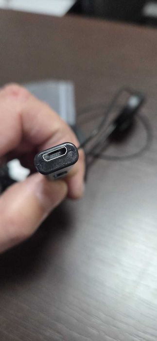 Auricular Bluetooth com Microfone para Capacete