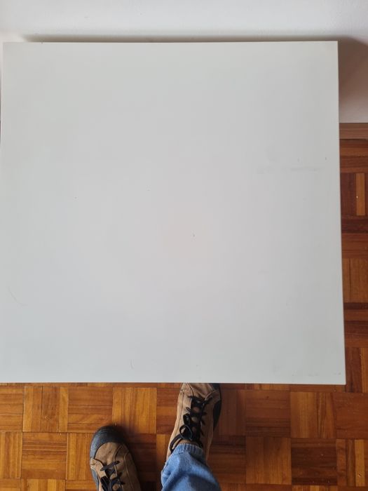 Mesa quadrada Ikea