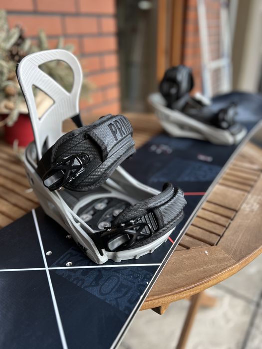 Snowboard Prime 155 cm z wiązaniami