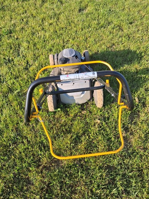Kosiarka z silnikiem honda gcvx 170