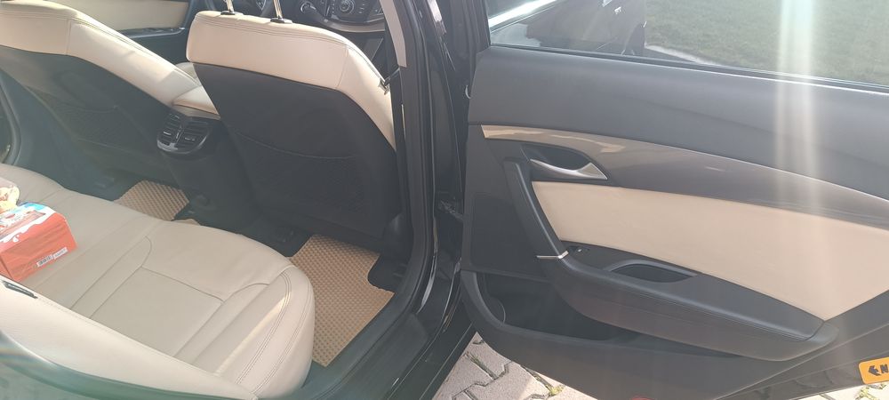 Хендай І40 2013  1.7 дизель механічна коробка передач