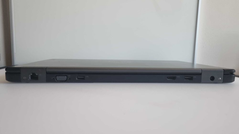 Dell Latitude E5550 / i5 / 8GB-RAM / SSD-256GB
