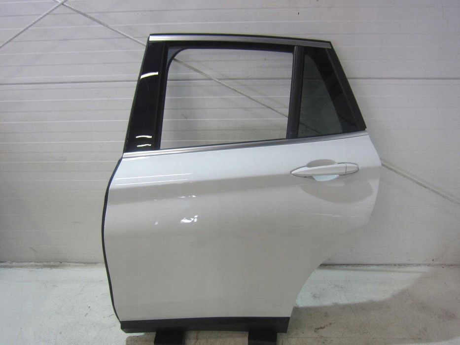 Двери передние задние правые левые BMW X1 F48 разборка