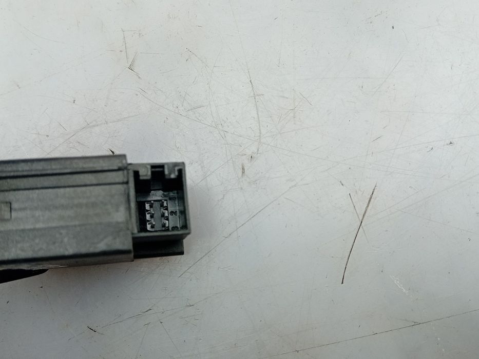 Botão / interruptor 4 piscas AUDI A4 Avant (8K5, B8)