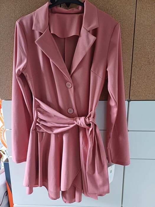 Kombinezon krótki , nowy , rozmiar M