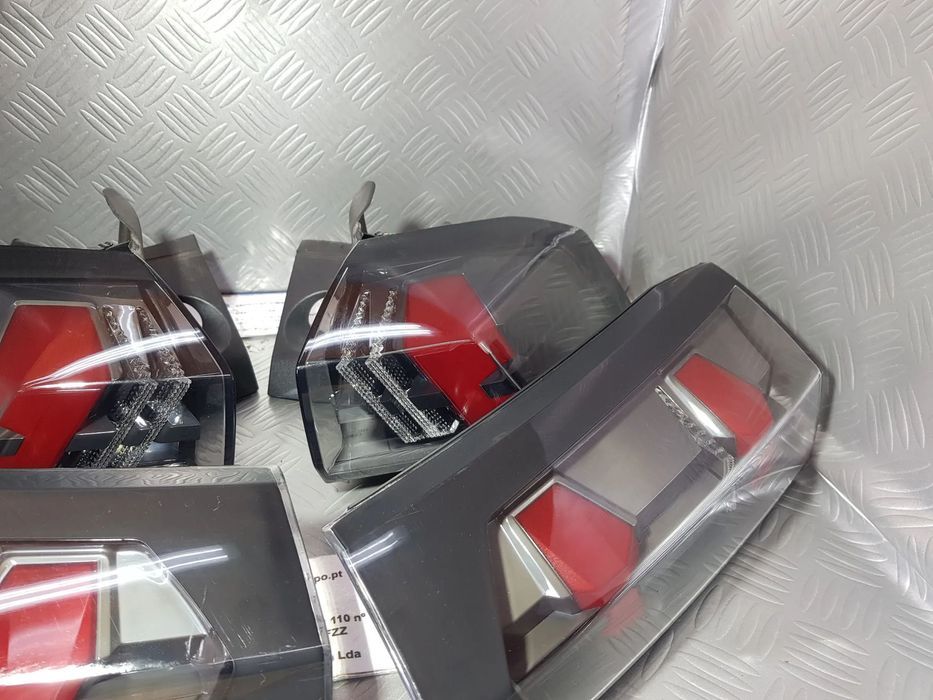 Farolim Farolins Peugeot 2008 II 2019-2024