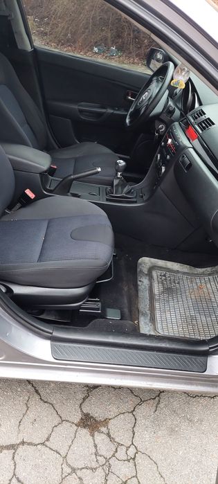 Продам  мазду  3