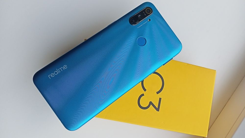 Realme c3 3/64g реалмі