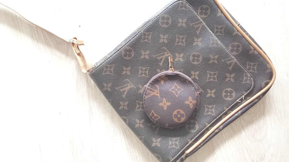 Torebka listonoszka plus portfelik Louis Vuitton