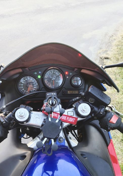 Honda  CBR 600 F4 - 2000 rok- po serwisie, gotowy do jazdy.