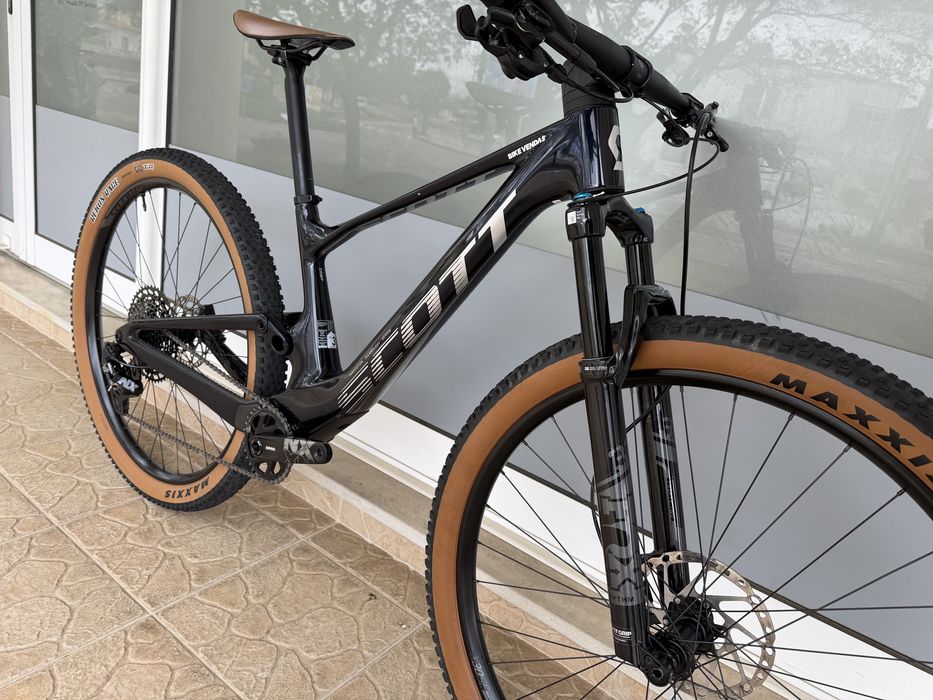 Bicicleta scott Suspensao total - carbono