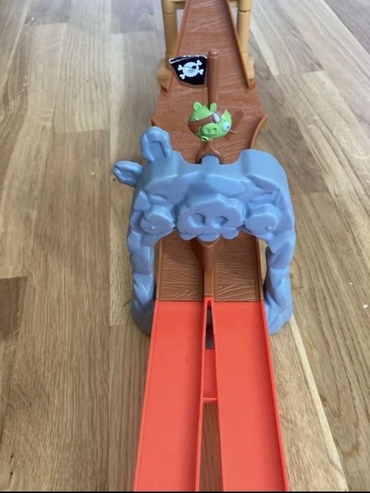 tor wyścigowy Angry Birds GO