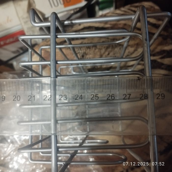 Подставки:для чашек,мочалок,мыла