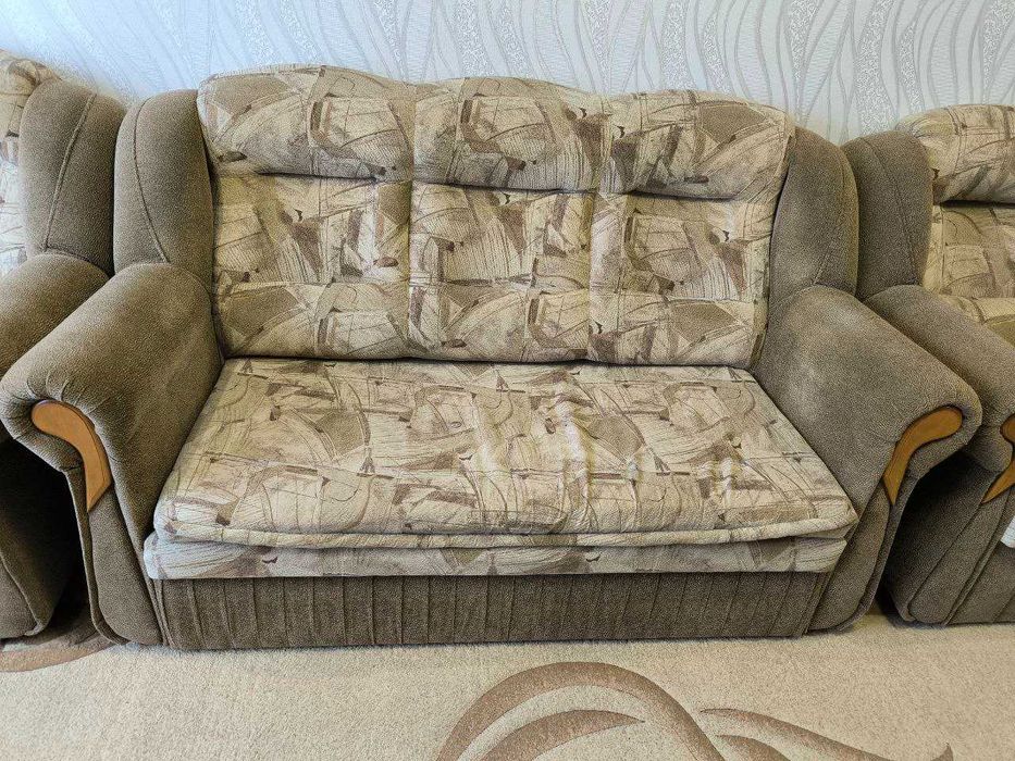 Продам диван та 2крісла