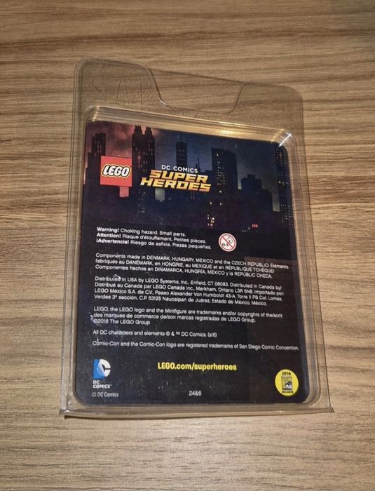 Figurka Lego Dc Super Heroes Atom SDCC Comcon050