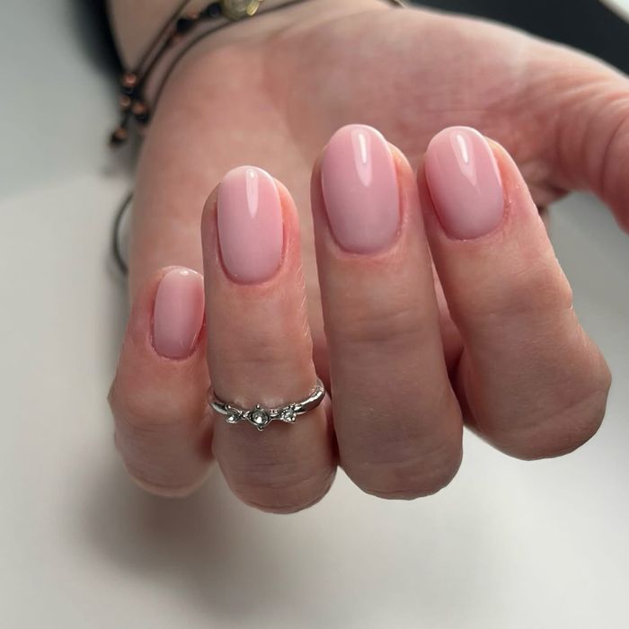 Manicure/Pedicure/ henna pudrowa/ Z dojazdem w Łodzi