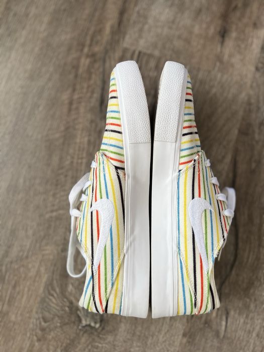 Кеди nike  stefan janoski - aq7878-100 42-43 р