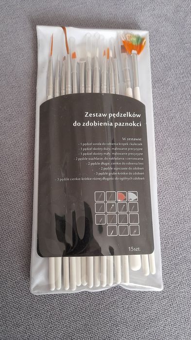 Zestaw pędzli do zdobienia paznokci