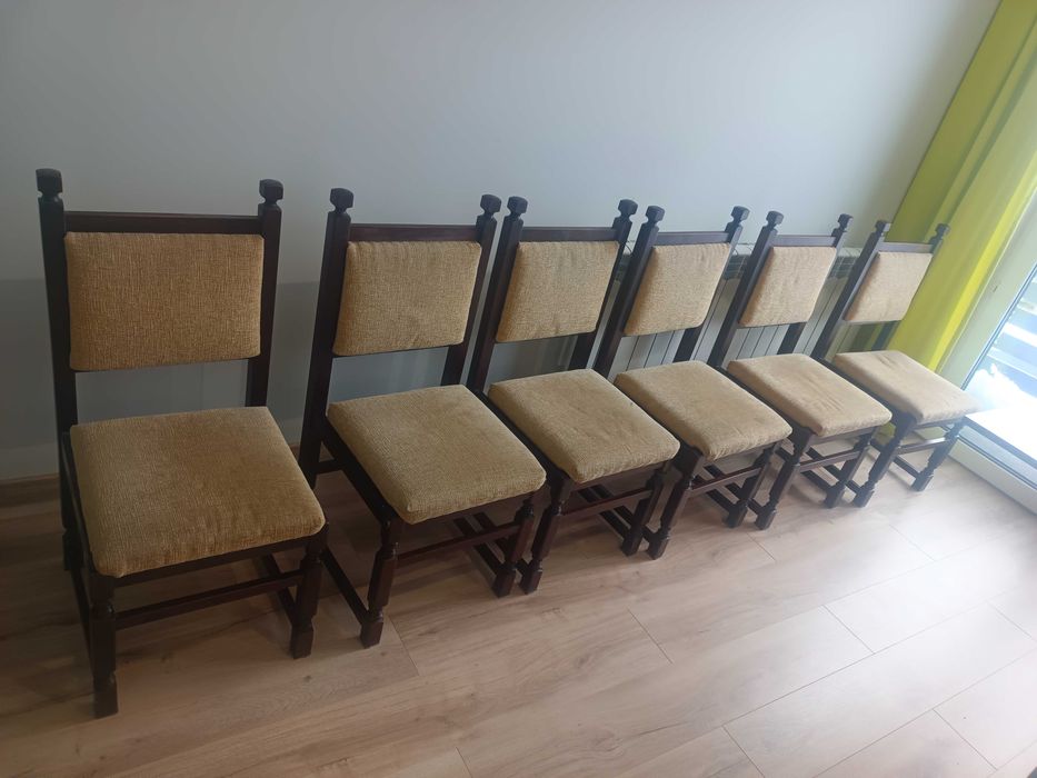 duży rozkładany stół z krzesłami drewniany 6 krzeseł solidny