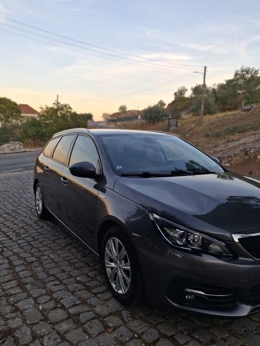 Carro Pegeot 308 foto 2