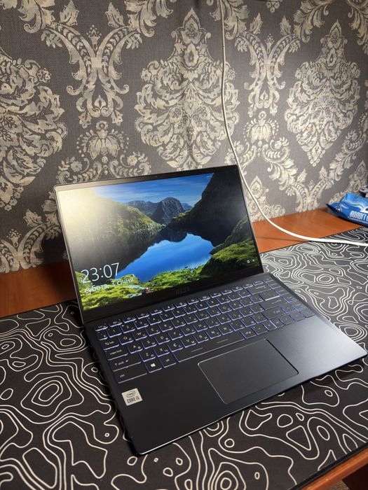 Ноутбук Msi modern 14