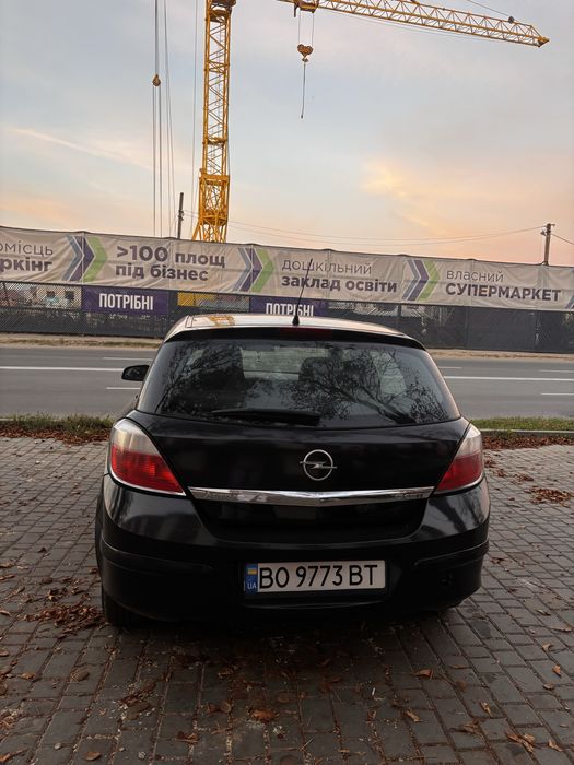 Опель Астра H 2004р