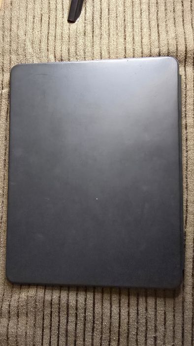 Teclado apple para Ipad pro 12.9" em muito bom estado