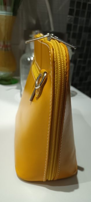 Carteira senhora em pele