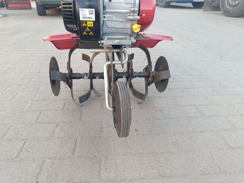 Glebogryzarka spalinowa Briggs Stratton