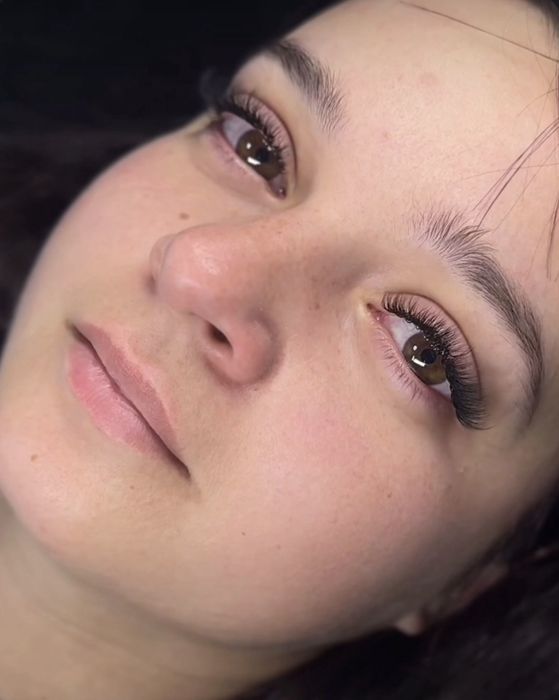 Нарощення вій у самому серці Павлограда!