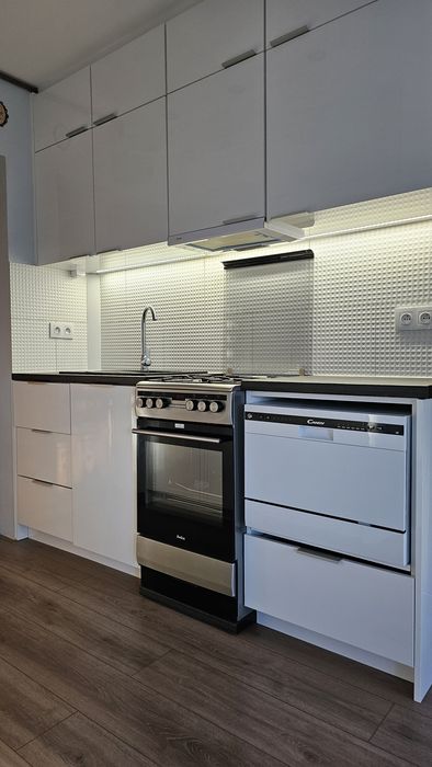 Wynajmę kawalerkę 25 m²  DOSTEPNE OD LIPCA - Widok 3