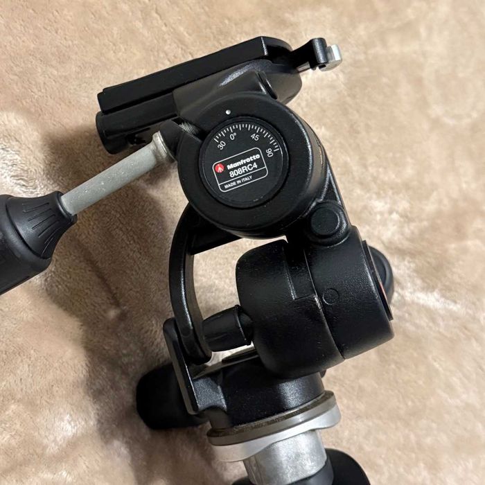 Tripé Manfrotto 055XPROB + cabeça 804RC4 (profissional, excelente estado)
