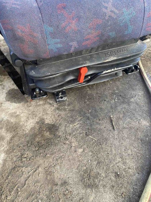 Сидіння ,сідушки пілот Mercedes Vario