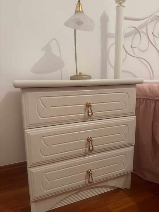 QUARTO COMPLETO