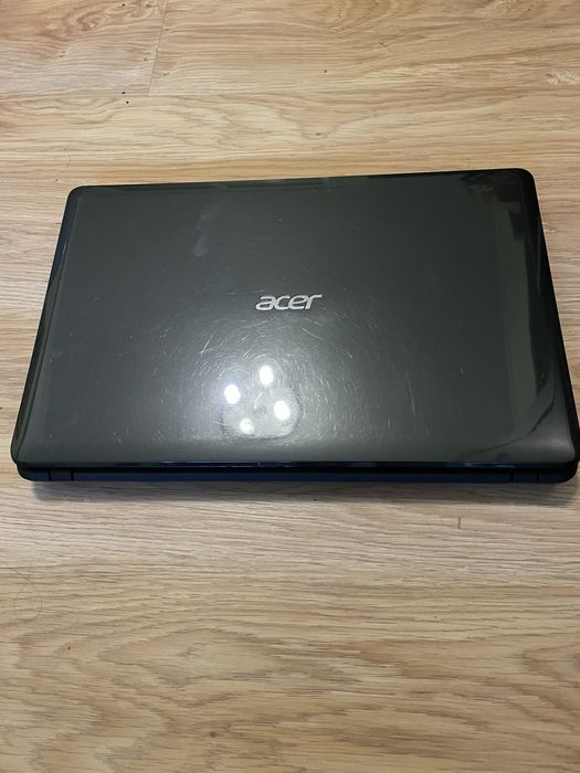 Ноутбук Acer Aspire E1-531