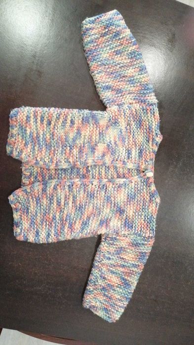 Roupinha de criança de atias idades